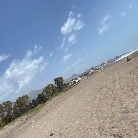 Naxos Beach Apartment Джардини Наксос Екстериор снимка