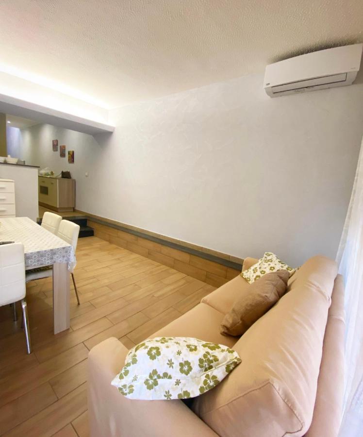 Naxos Beach Apartment Джардини Наксос Екстериор снимка